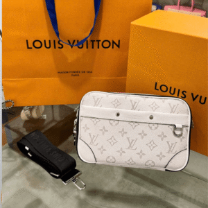 Louis Vuitton LV Alpha Monogram White Handbag 24x16x8cm