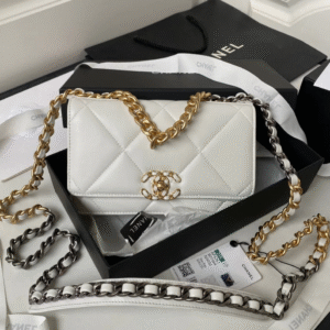 CHANEL 19 WOC 19CM WHITE LAMBSKIN GOLD