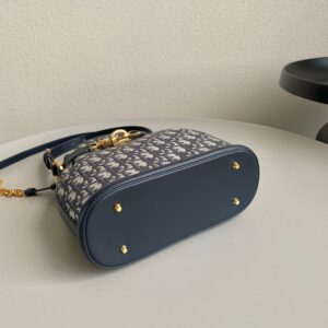 Balo Dior Cest Canvas Hoa Tiet Theu Sieu Cap Mau Den 24x10x24 6.jpg