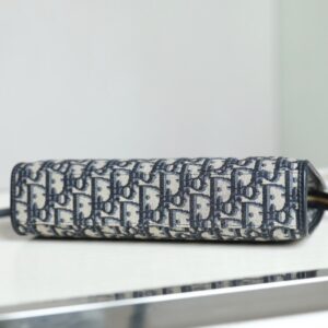 Clutch Dior 30 Montaigne Pouch Canvas Sieu Cap 26cm 3.jpg