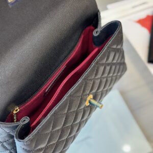 Tui Chanel Coco Khoa Vang Da Hat Mau Den Like Auth 24cm 2.jpg
