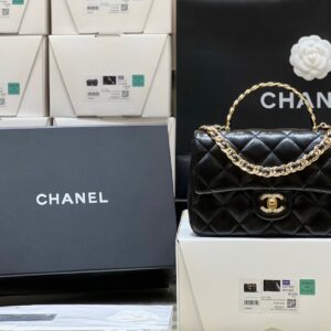 Tui Chanel Mini Rectangular Flap with Top Handle Black Rep 11 20cm 1.jpg