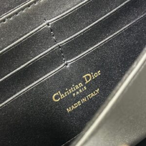 Tui Deo Cheo Nu Dior Bobby Mau Den Sieu Cap Da Min 21 3.jpg