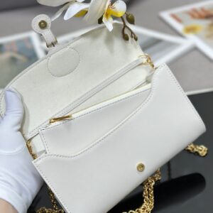 Tui Deo Cheo Nu Dior Bobby Mau Trang Sieu Cap Da Min 21x5x12x4cm 5.jpg