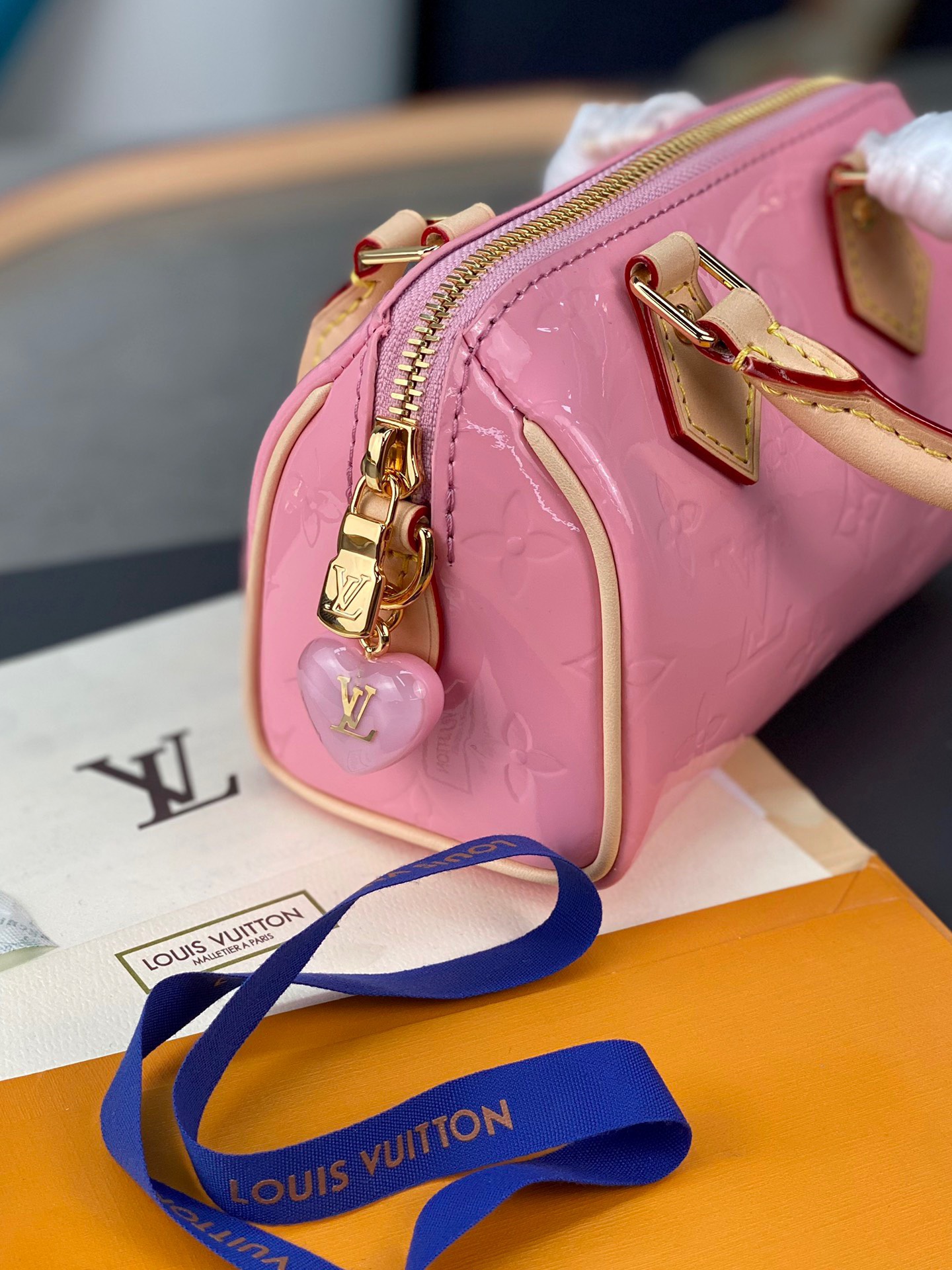 Tui Louis Vuitton LV Nano Speedy Pink Mini Like Auth 16x10x7 1.jpg