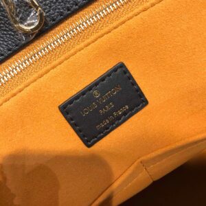 Tui Louis Vuitton LV On The Go PM Tote Bag Replica 11 Mau Den 35cm 3.jpg