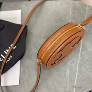 Tui Sieu Cap Celini Mini Bag Mau Nau Tay Da Mem 16x12 1.jpg