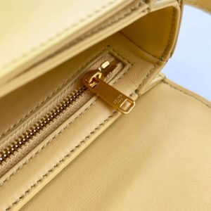 Tui Xach Celine Mini Bag Mau Vang Cam Sieu Cap Da Min 19cm 1.jpg