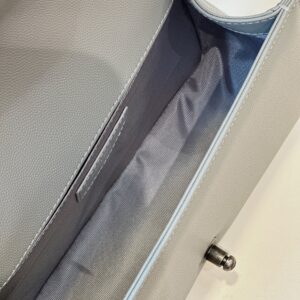 Tui Xach Chanel Boy Medium Replica 11 Khoa Bac Mau Xam 25cm 1.jpg