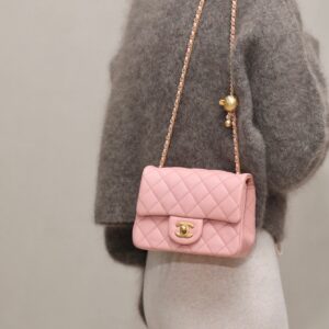Tui Xach Chanel Classic Nu Mau Hong Quai Xich Gan Chuong Sieu Cap 18cm 3.jpg