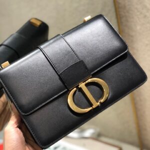 Tui Xach Dior 30 Montaigne Sieu Cap Nu Mau Den Khoa Vang 24x17x8cm 8.jpg