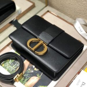 Tui Xach Dior 30 Montaigne Sieu Cap Nu Mau Den Khoa Vang 24x17x8cm 9 600x800 1.jpg