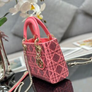 Tui Xach Dior Lady Mau Hong Sieu Cap Dinh Hat Cuom 17x15x7cm 7.jpg