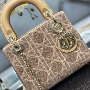 Tui Xach Dior Lady Mau Vang Sieu Cap Dinh Hat Cuom 17x15x7cm 4.jpg