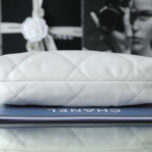 Tui Xach Like Auth Chanel 22 Shopping Nu Chat Da Min Mau Trang 35cm 4.jpg
