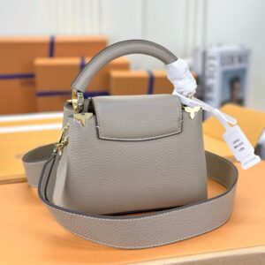Tui Xach Louis Vuitton LV Capucines Nu Da Bo Mau Xam Sieu Cap 21cm 1.jpg