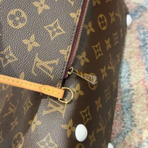Tui Xach Louis Vuitton LV Carry All MM Monogram Mau Nau Sieu Cap 39x30x15cm 1.jpg