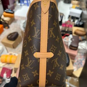 Tui Xach Louis Vuitton LV Carry All MM Monogram Mau Nau Sieu Cap 39x30x15cm 3.jpg