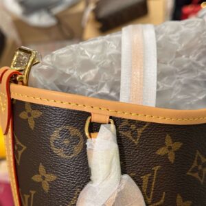 Tui Xach Louis Vuitton LV Carry All MM Monogram Mau Nau Sieu Cap 39x30x15cm 5.jpg