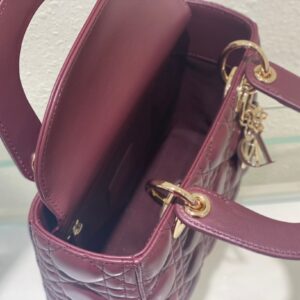 Tui Xach Nu Cao Cap Dior Lady ABC Mau Do Dun Da Mem 20cm 6 1.jpg