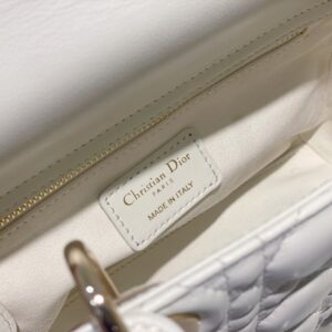 Tui Xach Nu Cao Cap Dior Lady ABC Mau Trang Da Mem Min 20cm 6.jpg