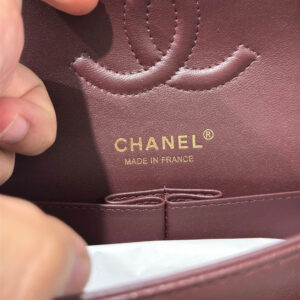 Tui Xach Nu Chanel Classic Mau Do Man Khoa Vang Like Auth 25cm 8.jpg