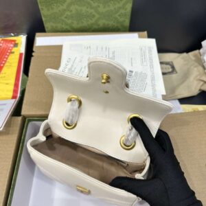 Tui Xach Nu Gucci Marmont Mau Trang Cao Cap 22cm 5.jpg