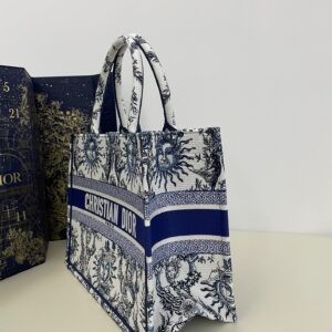 Tui Xach Nu Hang Hieu Dior Book Tote Chat Vai Theu Size 36cm 6.jpg
