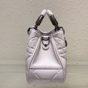 Tui Xach Nu Hang Hieu Dior Lady Sieu Cap Mau Trang Sua 24x18cm 2.jpg