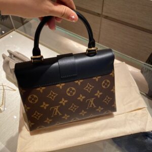 Tui Xach Sieu Cap Louis Vuitton LV Locky BB Monogram 20x7 3.jpg