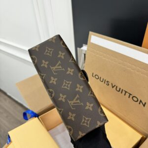 Tui Xach Sieu Cap Louis Vuitton LV Locky BB Monogram 20x7 8.jpg