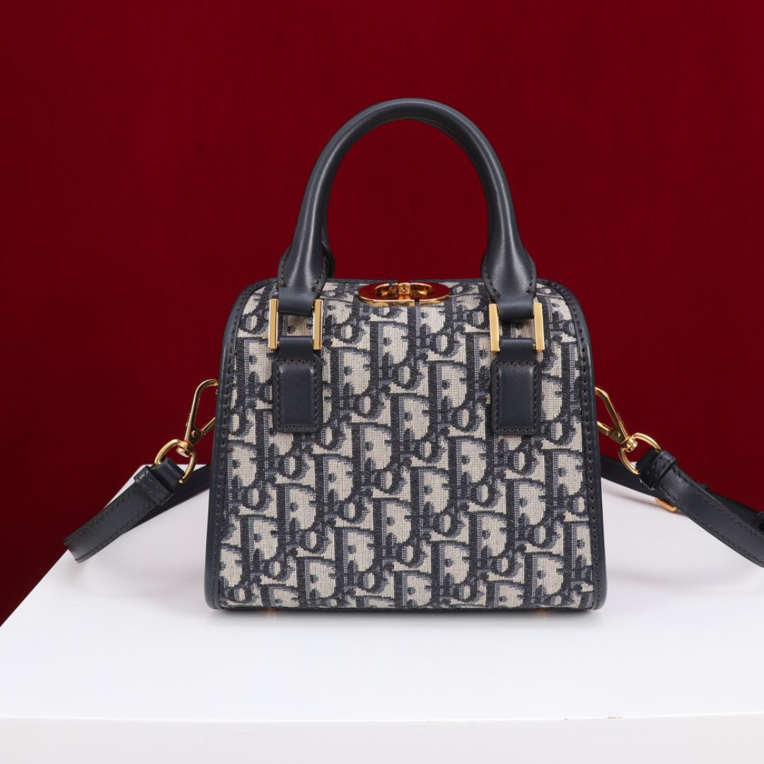 Untitled design 2025 05 29T175948.900.png