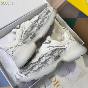 Dior Vibe Sneakers in white and gray