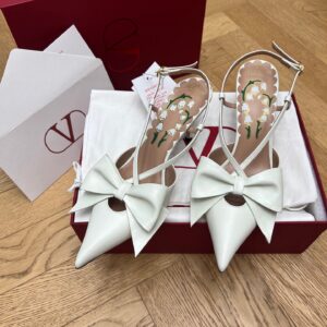 Valentino Women White Leather Bow Accent Pumps