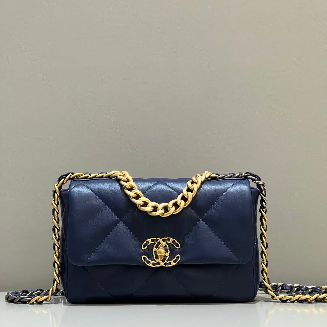 CHANEL 19 Bag Small Navy Blue
